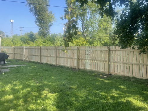 Back Wood Fence by Solis lawn Care